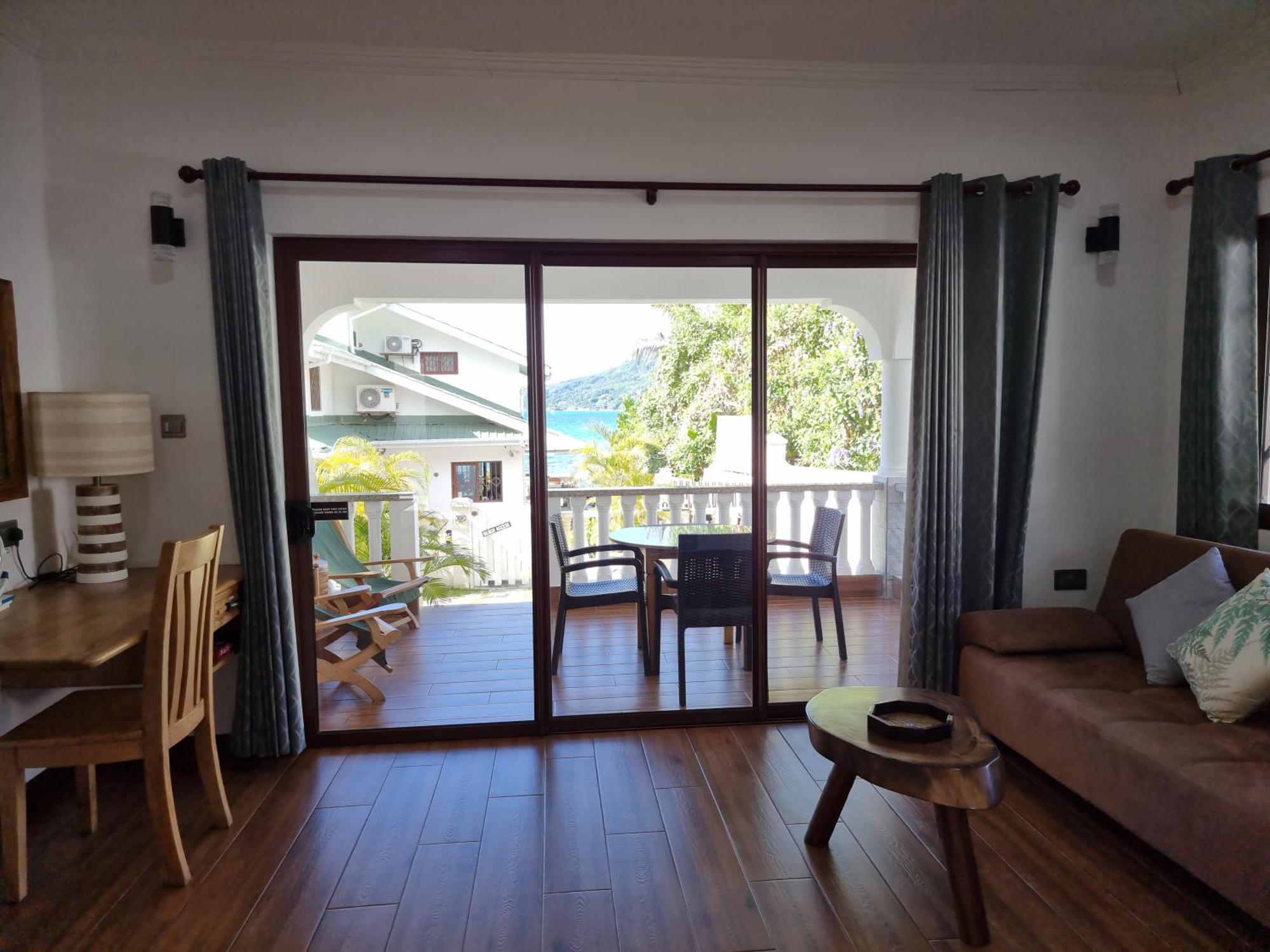 Drake Seaside Studio Apartments Бель-Омбр Номер фото