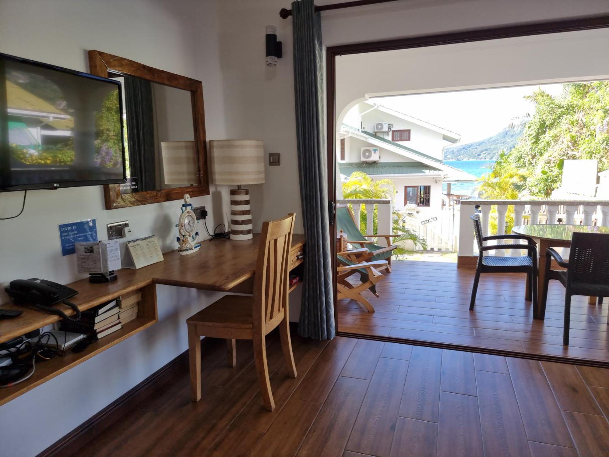 Drake Seaside Studio Apartments Бель-Омбр Номер фото
