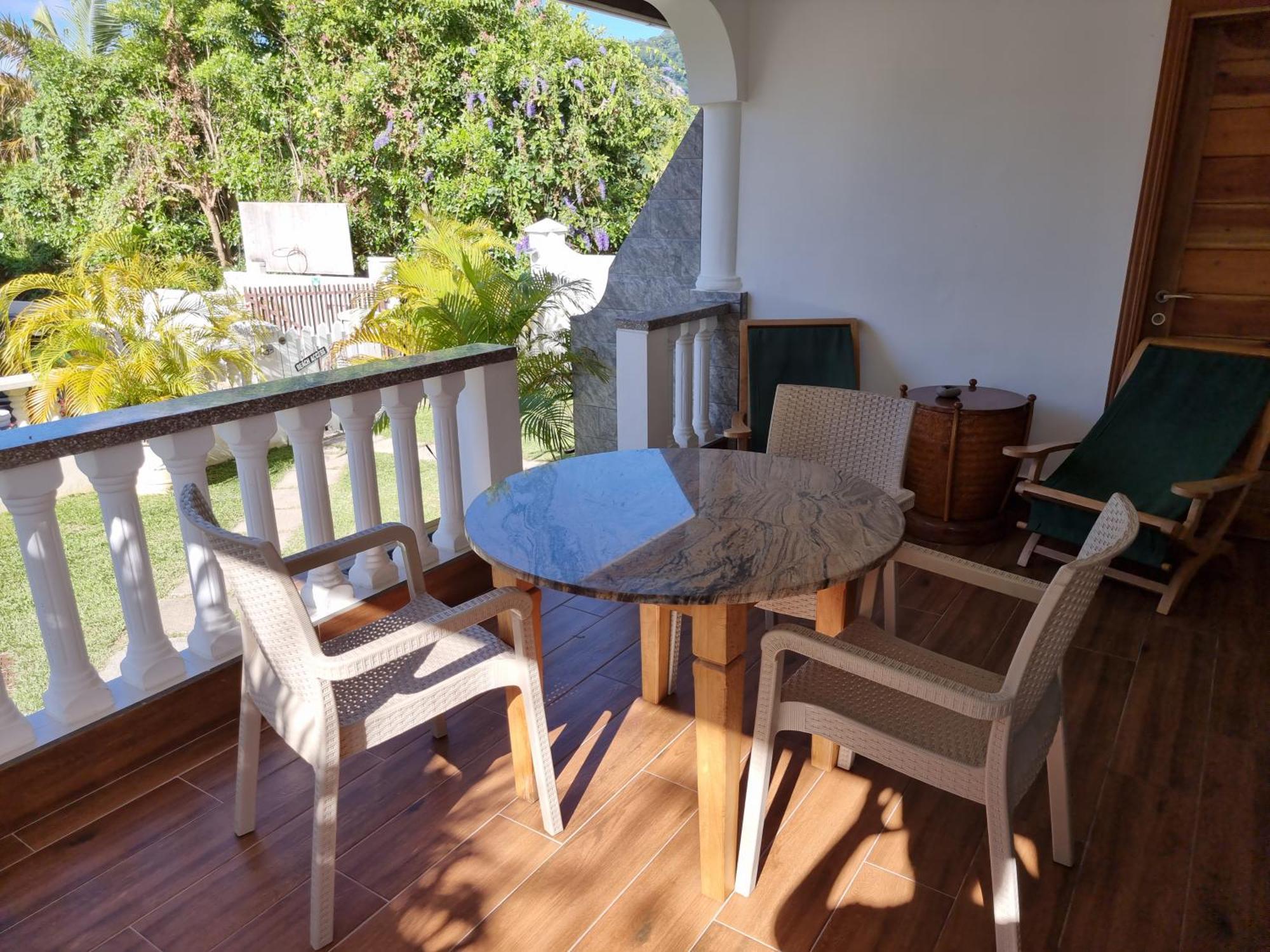 Drake Seaside Studio Apartments Бель-Омбр Номер фото